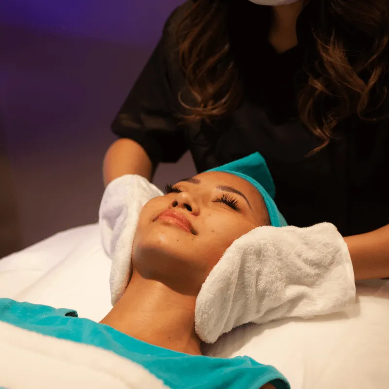 °CRYO Recharge Facial